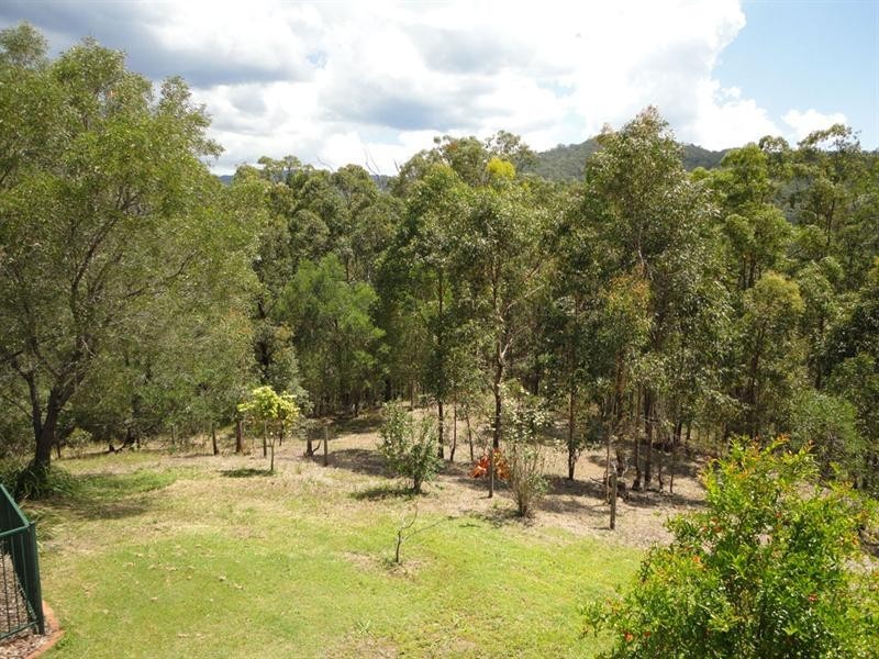 6 Ray Booker Court, Kobble Creek QLD 4520