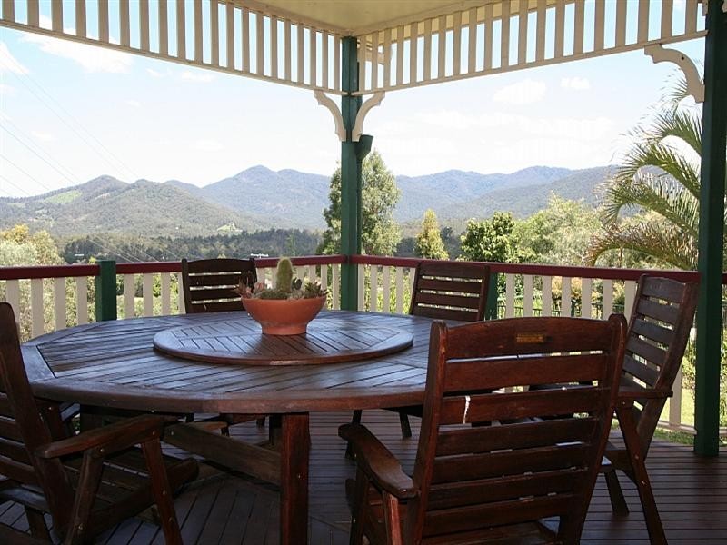 6 Ray Booker Court, Kobble Creek QLD 4520