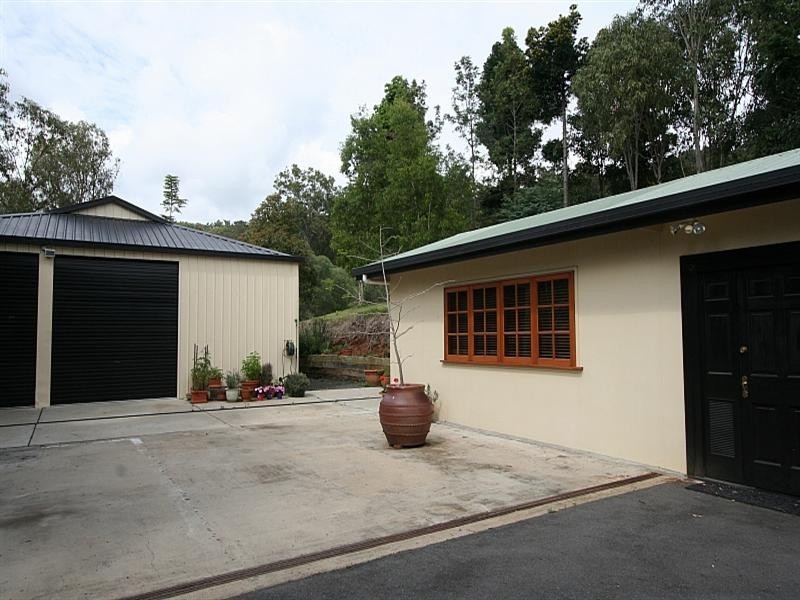 133A Camfin Road, Clear Mountain QLD 4500