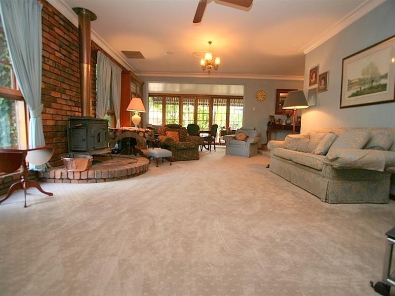 133A Camfin Road, Clear Mountain QLD 4500