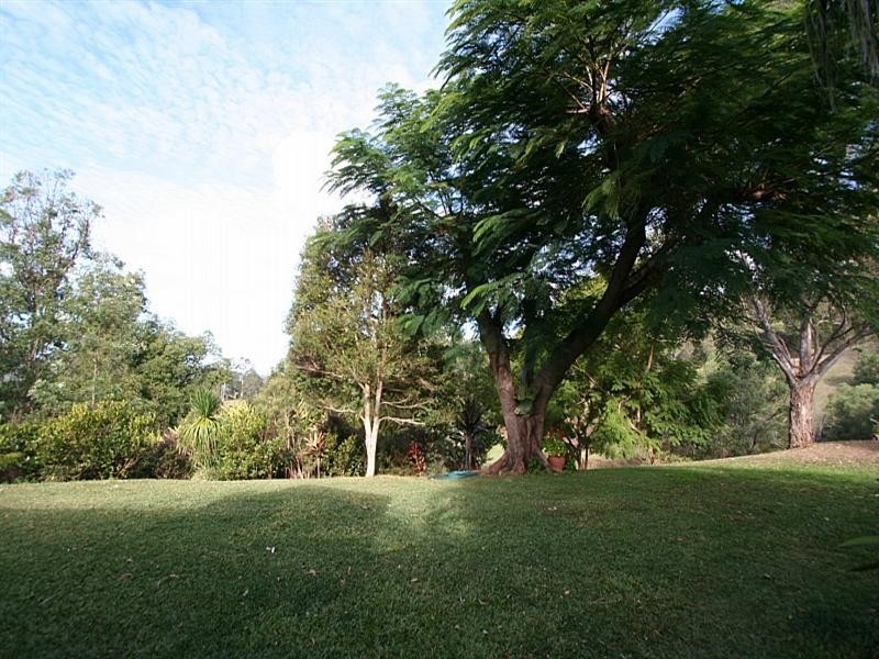 133A Camfin Road, Clear Mountain QLD 4500