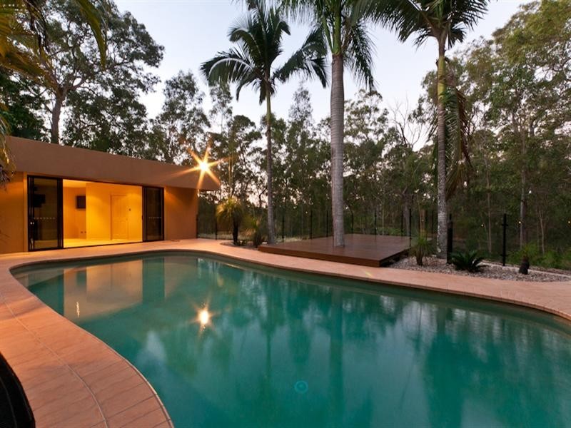 10 Henry Court, Cashmere QLD 4500