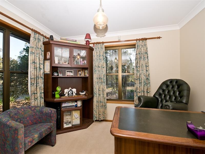 4 Mangifera Close, Wights Mountain QLD 4520