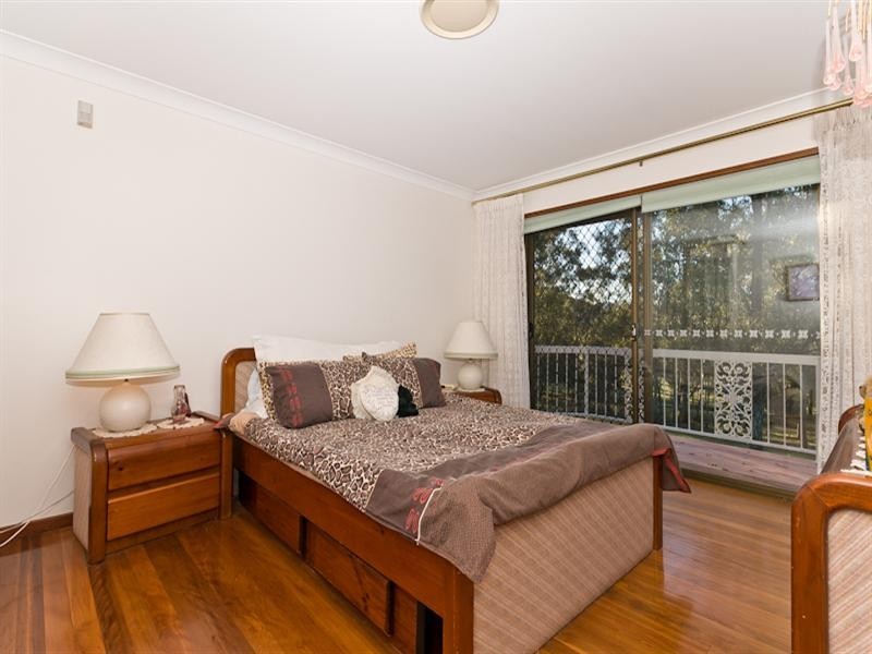 4 Mangifera Close, Wights Mountain QLD 4520