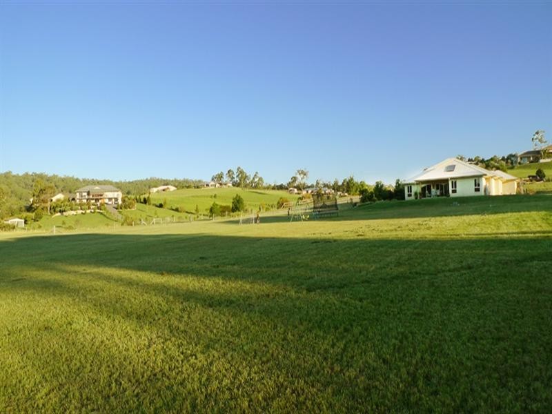 2 Ascot Crescent, Samford QLD 4520