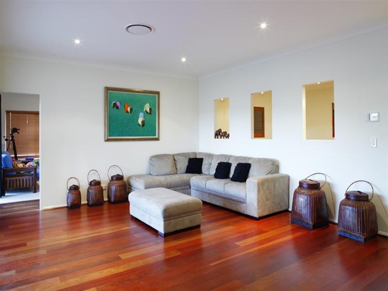 2 Ascot Crescent, Samford QLD 4520