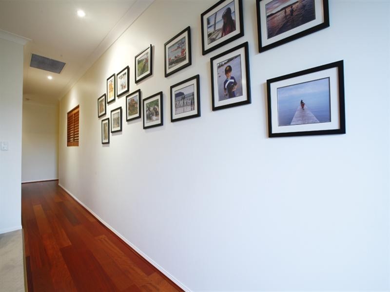 2 Ascot Crescent, Samford QLD 4520