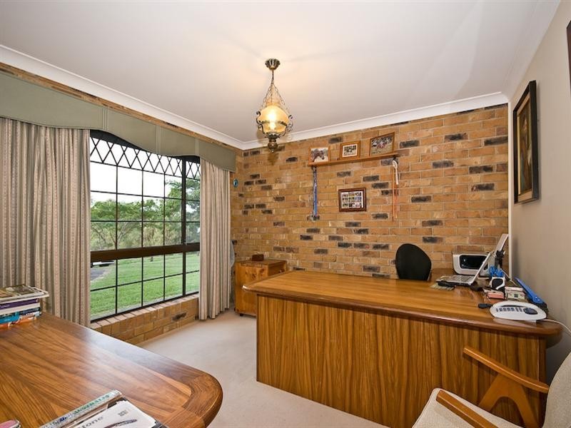 25 Westbourne Drive, Samford QLD 4520