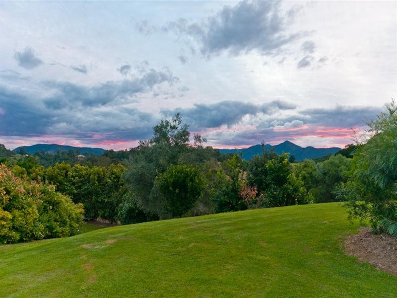 Clear Mountain QLD 4500