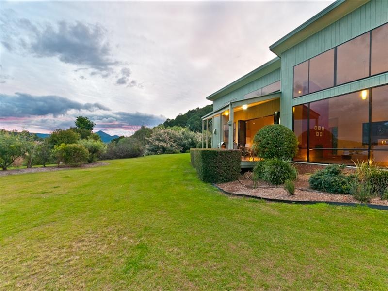 Clear Mountain QLD 4500