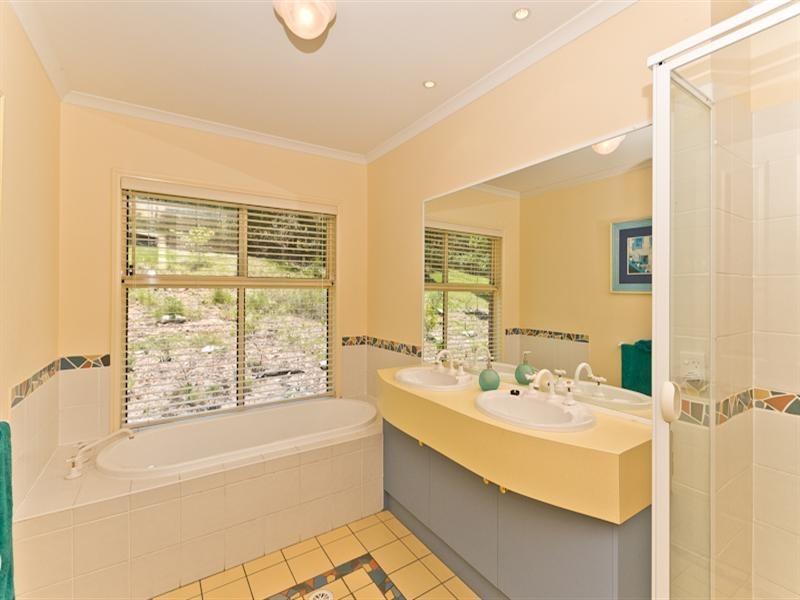 35 Woodfern Court, Samford QLD 4520