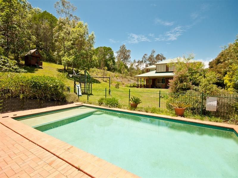 35 Woodfern Court, Samford QLD 4520