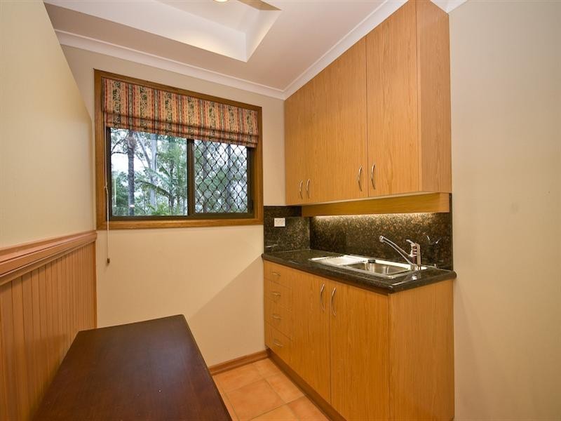 27 Nullamanna Road, Samford QLD 4520