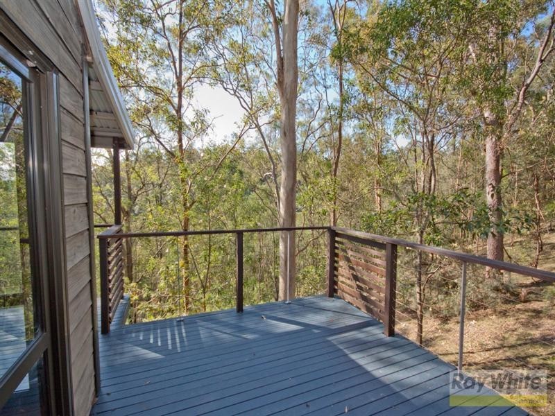 28 Buranda Road, Clear Mountain QLD 4500