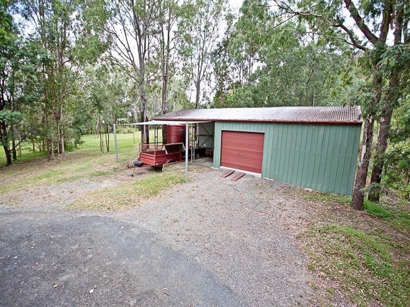 273 Foggs Road, Samford QLD 4520