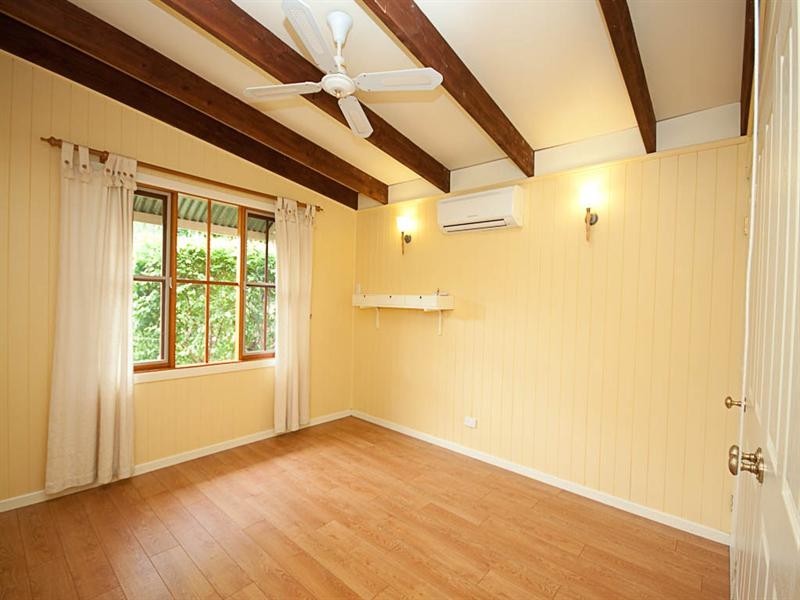 273 Foggs Road, Samford QLD 4520