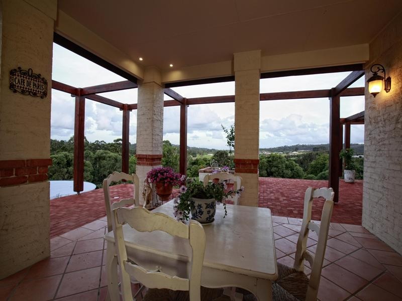 11 Autumnwood Court, Samford QLD 4520