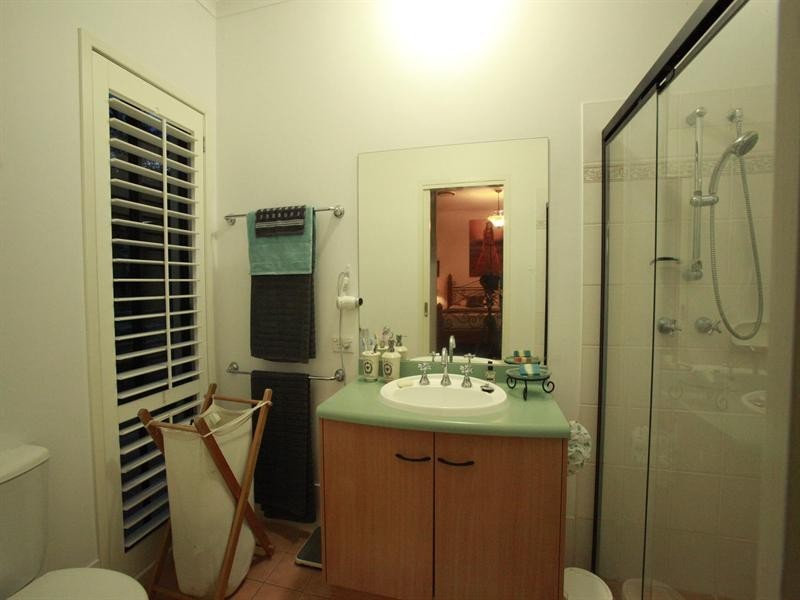 11 Autumnwood Court, Samford QLD 4520