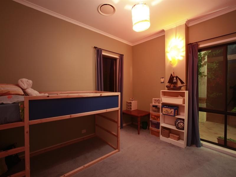 11 Autumnwood Court, Samford QLD 4520