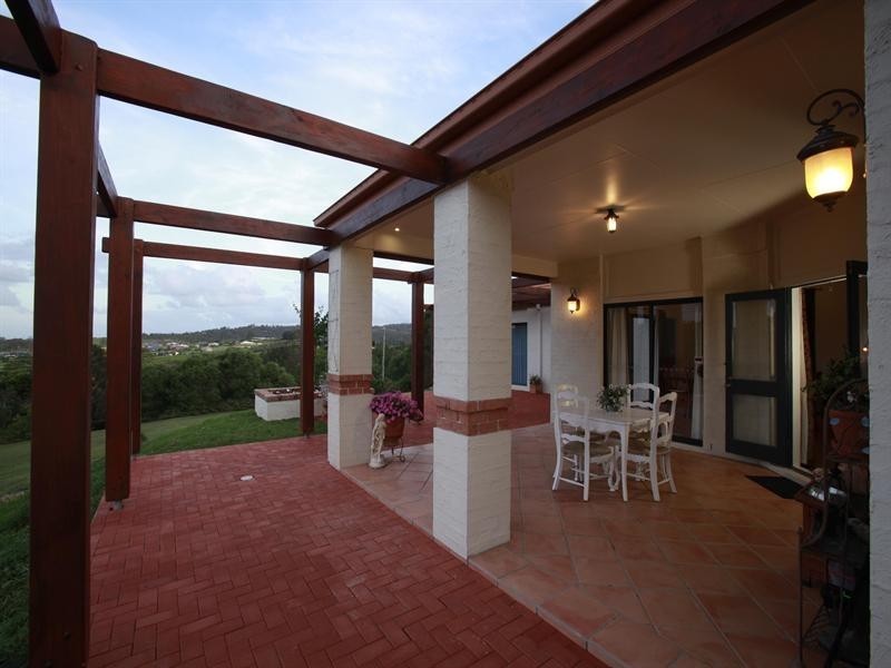 11 Autumnwood Court, Samford QLD 4520