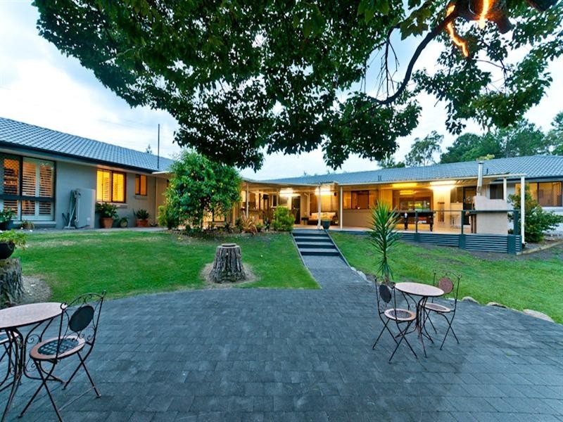 1 Jancy Court, Samford Valley QLD 4520