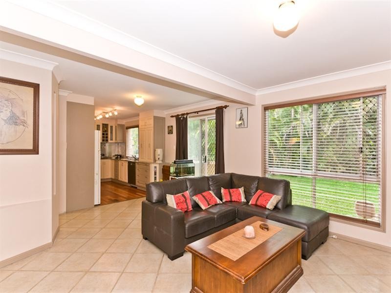 48 Peppermint Drive, Cashmere QLD 4500