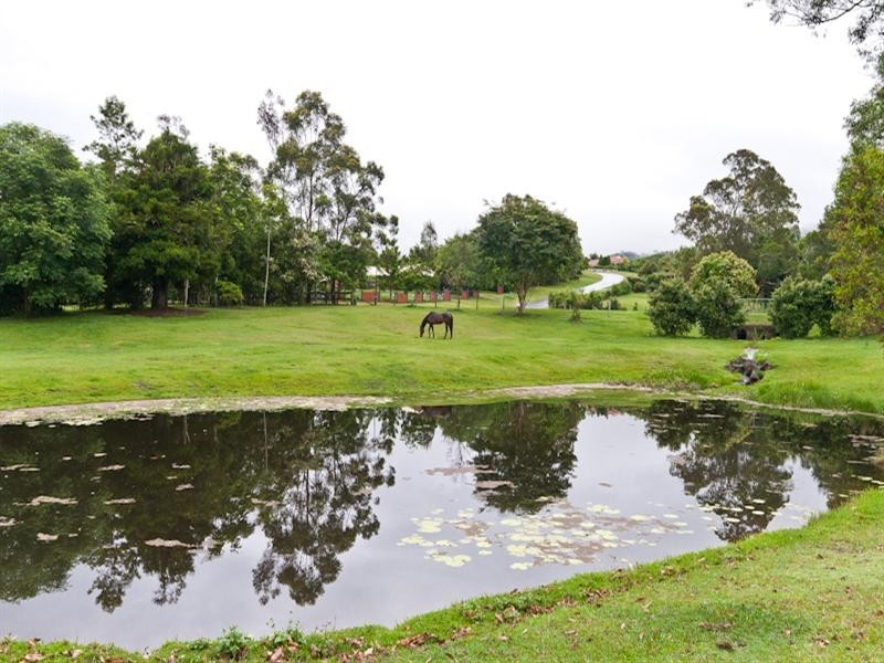 40 Greggs Road, Samford QLD 4520