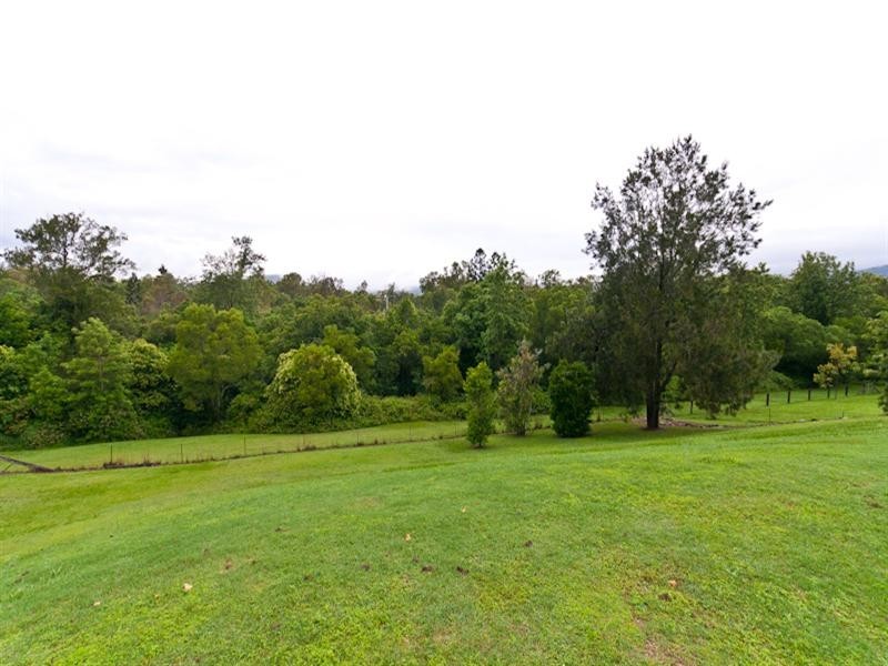40 Greggs Road, Samford QLD 4520