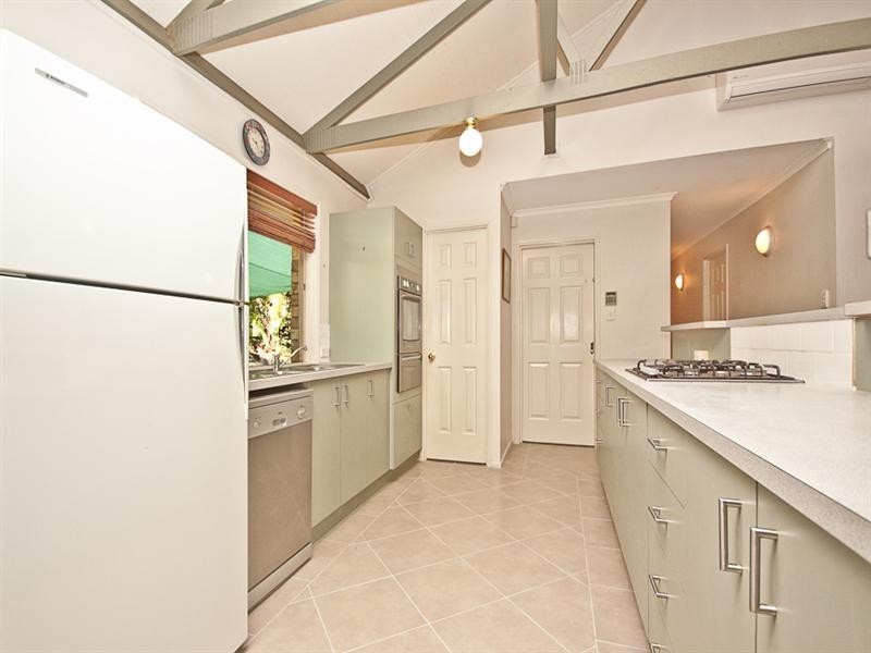 7 Woodview Street, Samford Valley QLD 4520