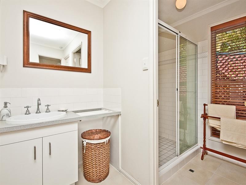 7 Woodview Street, Samford Valley QLD 4520