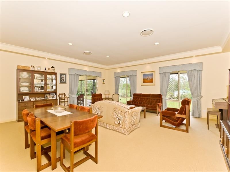 Camp Mountain QLD 4520