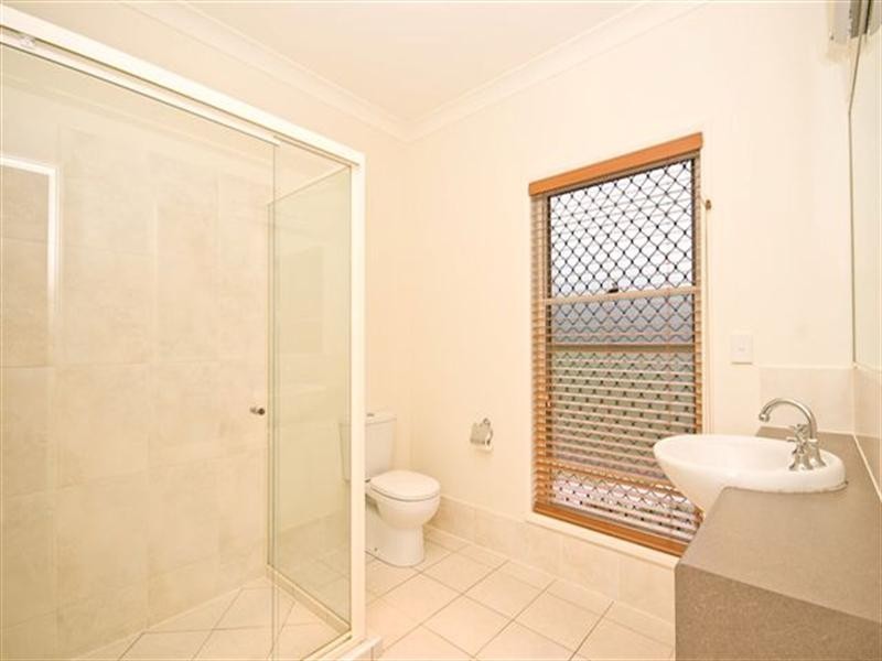 2 Ascot Crescent, Samford Valley QLD 4520