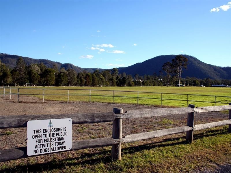 Lot 2, Lot 922 Mt Samson Road, Samsonvale QLD 4520