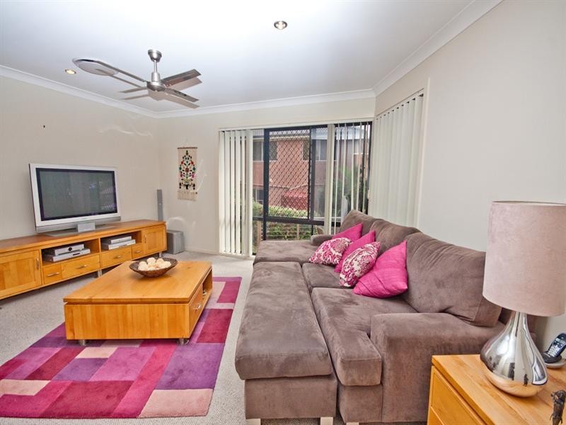 6 Bonica Court, Eatons Hill QLD 4037