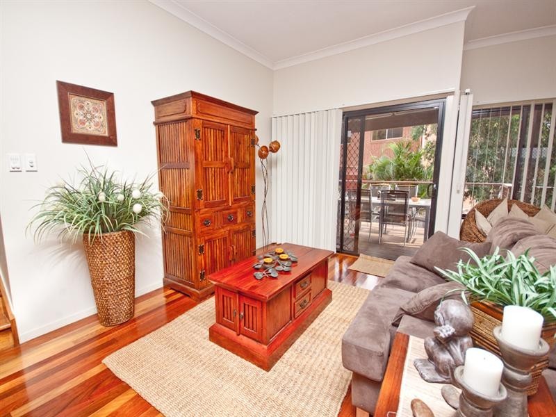 6 Bonica Court, Eatons Hill QLD 4037