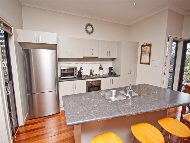 6 Bonica Court, Eatons Hill QLD 4037