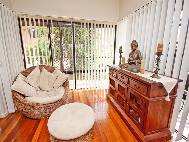 6 Bonica Court, Eatons Hill QLD 4037