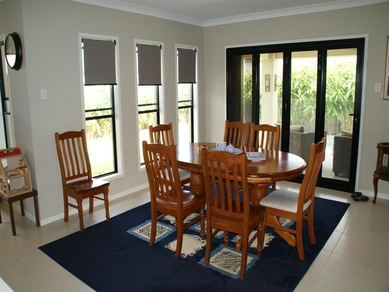 44 Swan Parade, Warner QLD 4500