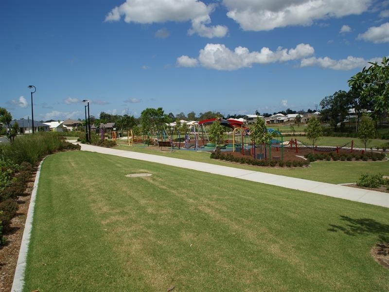 44 Swan Parade, Warner QLD 4500