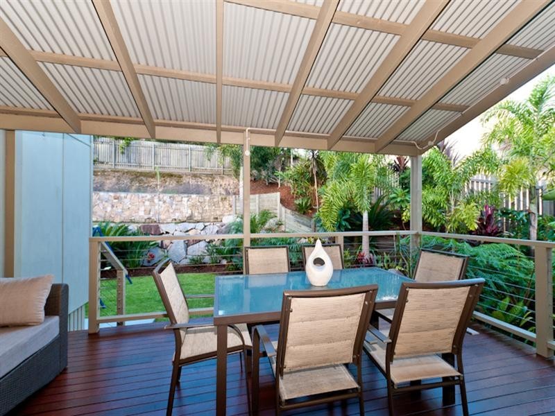 32 Woodtop Court, Ferny Hills QLD 4055