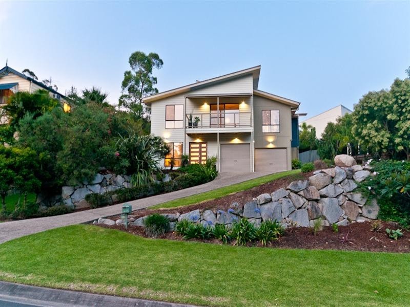 32 Woodtop Court, Ferny Hills QLD 4055