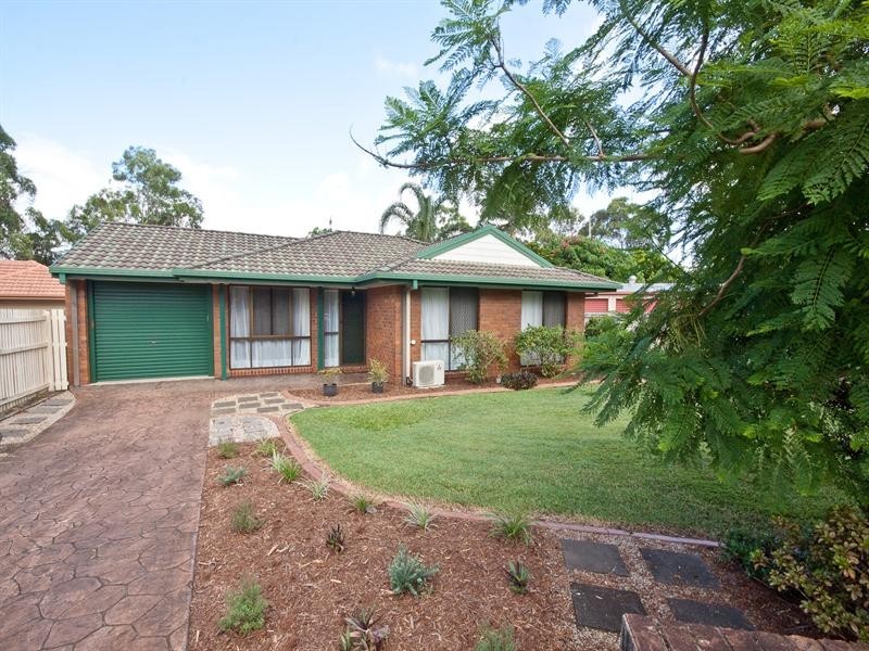 8 Walton Crescent, Murrumba Downs QLD 4503