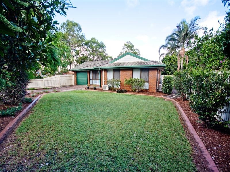 8 Walton Crescent, Murrumba Downs QLD 4503
