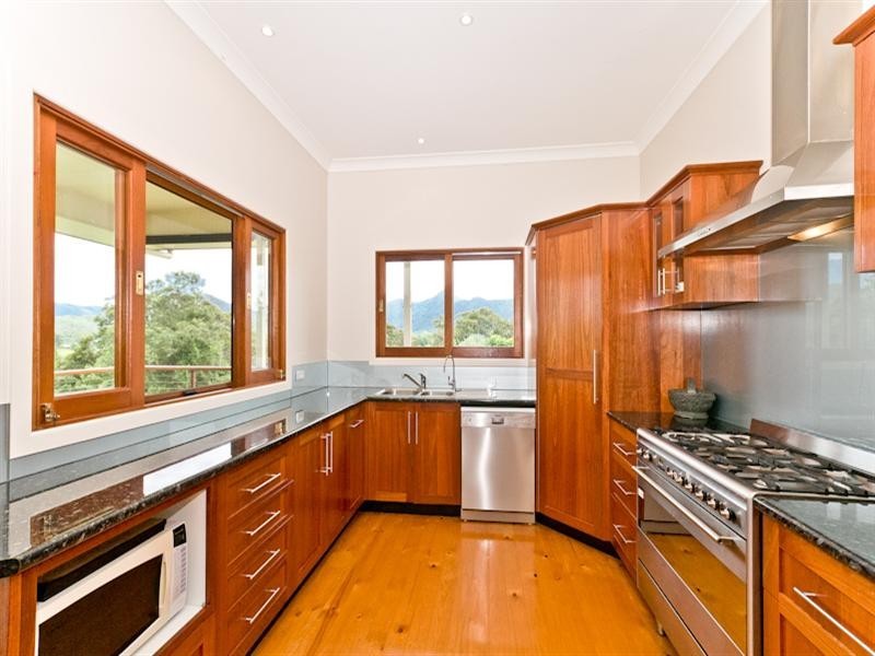 80 Kundes Road, Samford QLD 4520