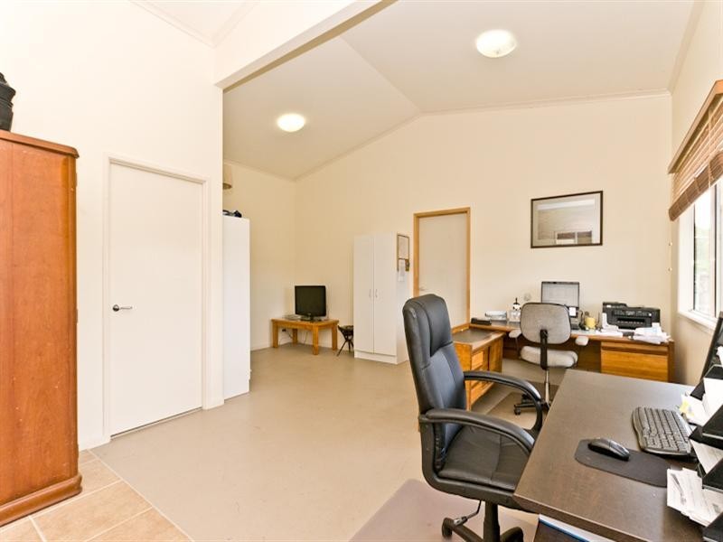 80 Kundes Road, Samford QLD 4520