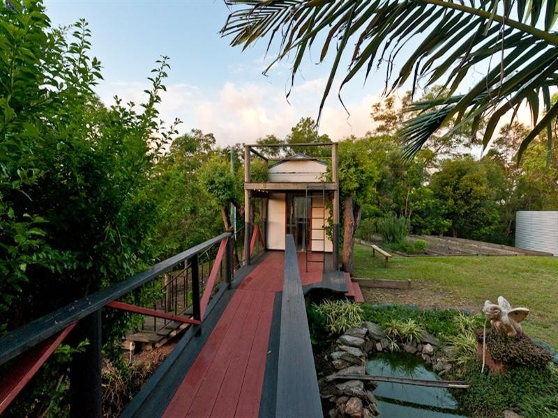 17 Beresford Drive, Draper QLD 4520