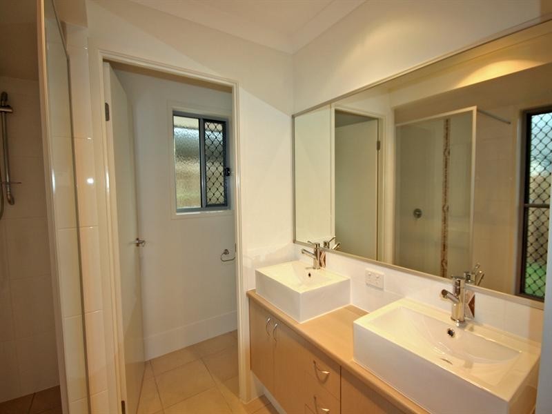 17 Rolland Parade, Warner QLD 4500