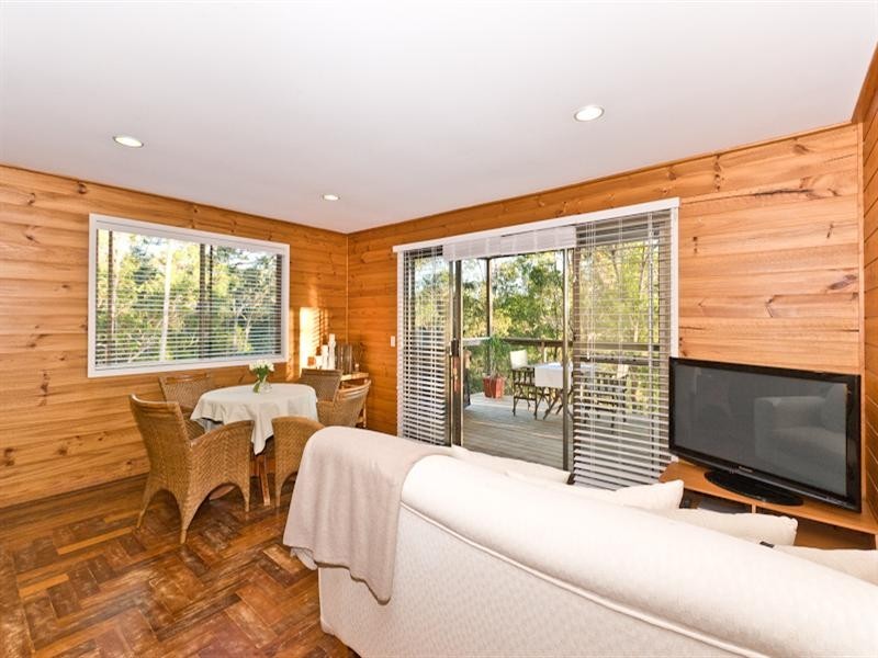 12 Salisbury Court, Clear Mountain QLD 4500