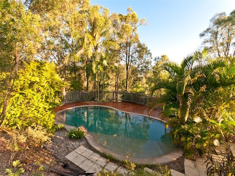 12 Salisbury Court, Clear Mountain QLD 4500