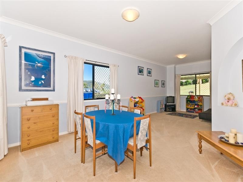 1 Hunting Place, Samford QLD 4520